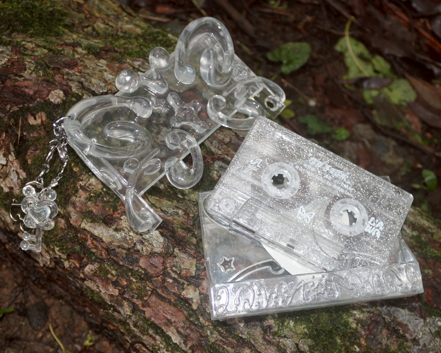 𝐋𝐀𝐖𝐀《想到再告訴你 I’ll let you know later》 EP 卡帶／卡帶殼